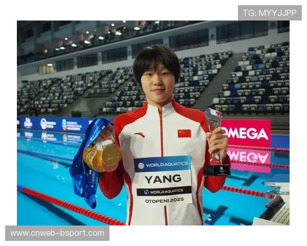 杨佩琪游泳世青赛五冠加冕 总奖牌七枚力压美国未来之星荣膺MVP