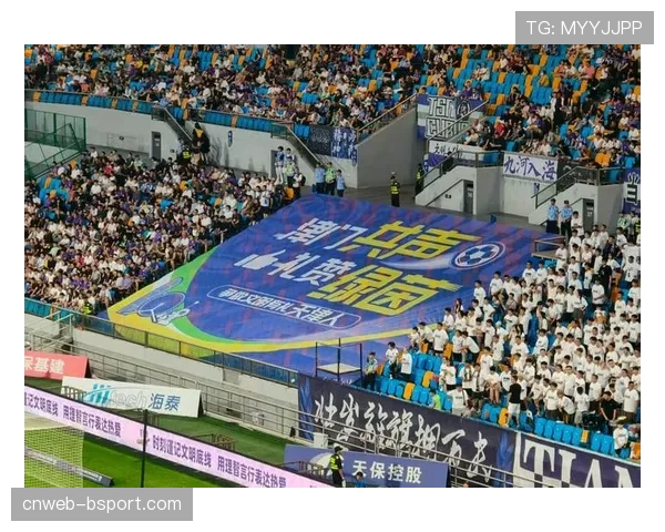 津门虎主场迁至水滴，草皮养护保障收官战